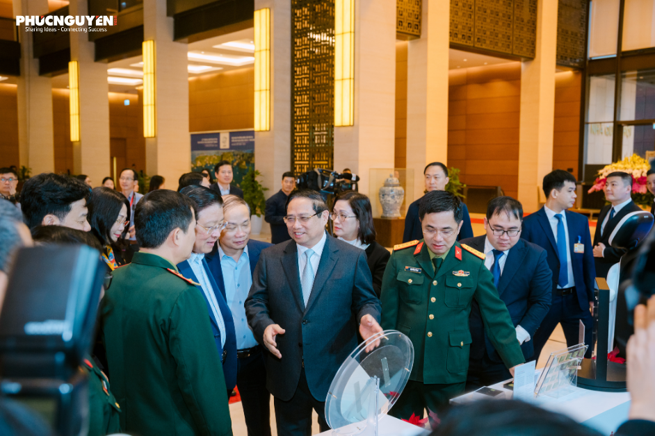 Triển lãm vinh dự đón tiếp các đồng chí lãnh đạo Đảng, Nhà nước, Quốc Hội, Chính phủ và đông đảo đại biểu tham dự