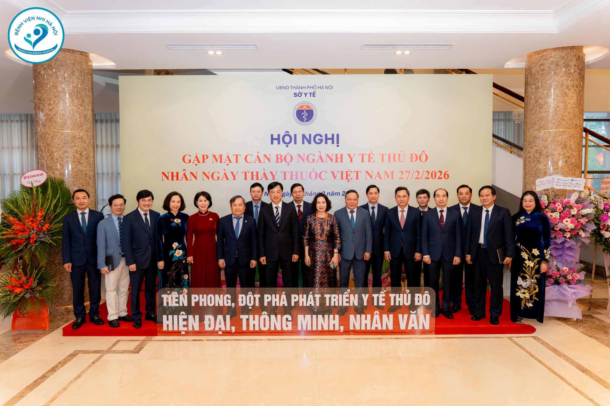 HỘI NGHỊ GẶP MẶT VÀ TRIỂN LÃM THÀNH TỰU NGÀNH Y TẾ THỦ ĐÔ